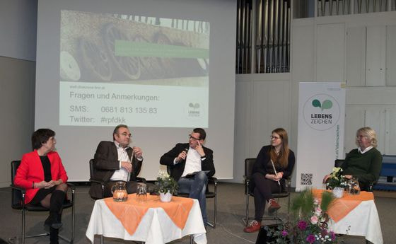Podiumsdiskussion 7. 12. 2015 Abschluss LebensZEICHEN / © Stefan C. Leitner / Diözese Linz Podiumsdiskussion 7. 12. 2015 Abschluss LebensZEICHEN